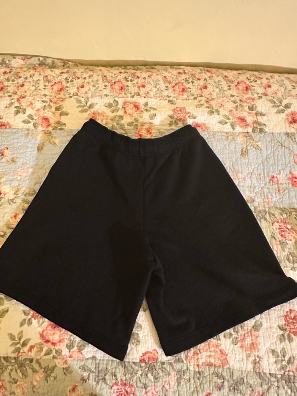 Terry Bermuda Shorts - Picture 3 of 7